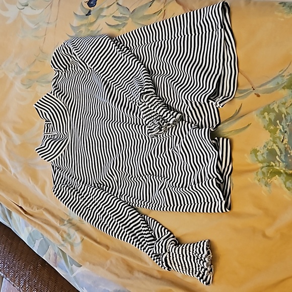 Buru striped top. Size xs/s - Picture 1 of 3